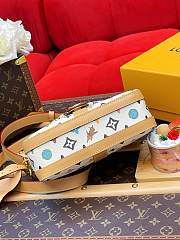 kitlife Lousi Vuitton Envelope Messenger white bag - 23.5 x 15.5 x 8.5 cm - 2