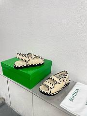 Kitlife BOTTEGA VENETA Jack Flat Sandals - 4