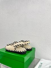 Kitlife BOTTEGA VENETA Jack Flat Sandals - 2