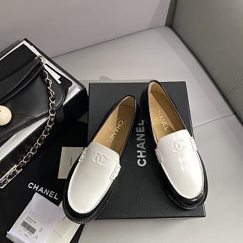 kitlife Chanel loafer MOCCASINS Patent Calfskin black/white