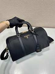 Kitlife Prada Re-Edition 1978 medium Re-Nylon and Saffiano leather top-handle bag black - 31x17x16 cm - 5