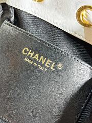 Kitlife chanel backpack white lambskin - 20x19x12 cm  - 4