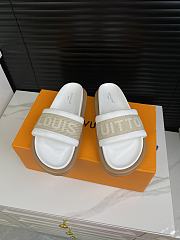 Louis Vuitton LV Bliss Comfort Mule beige - 1