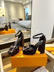 kitlife Lousi Vuitton Shake Platform Pump 9.5cm Brown - 1