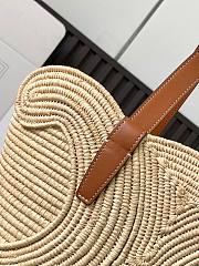 CELINE CLASSIC PANIER SMALL BRAIDED TRIOMPHE IN RAFFIA AND CALFSKIN TAN 42 X 21.5 X 12 CM - 4