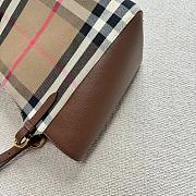 Kitlife Burberry Shoulder Bag  - 25.5x26x18 cm - 4