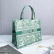 kitlife Green Medium Dioriviera Dior Book Tote Aquamarina Toile de Jouy Embroidery - 36 x 27.5 x 16.5 cm - 2