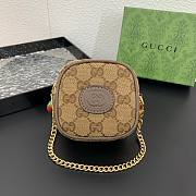 kitlife Gucci Beige Coin Purse With Strawberry - 2