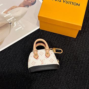 Louis Vuitton Key Holder Micro Alma Verni white 6.5x9z4.5 cm