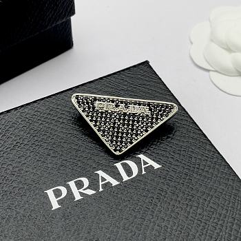 Kitlife Prada Brooches black