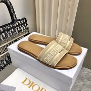 Dior Dway Slide Natural Raffia and Beige Embroidered Cotton - 1