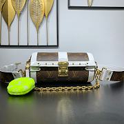 Kitlife Louis Vuitton Papillon Trunk  Monogram S-lock  bag - 19 x 9 x 9 cm - 1