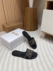 kitlife Dway Dior Slide Black Calfskin and Gold-Finish Studs - 3