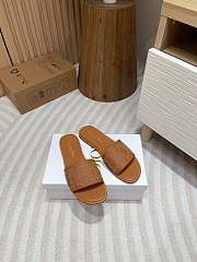 kitlife Dway Dior Slide brown Calfskin and Gold-Finish Studs - 4