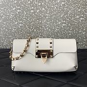 kitlife VALENTINO GARAVANI Rockstud brushed-leather shoulder bag white - 26x13x7cm - 1