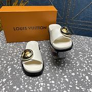 Kitlife WOMEN'S GUCCI MARINA CHAIN SLIDE SANDAL white - 6
