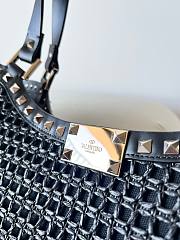 kitlife Valentino Garavani Rockstud Rafia shopping black bag - 31x30x13.5 cm - 3