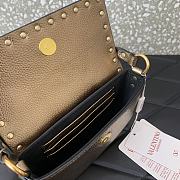 Valentino Garavani Rockstud Small Crossbody Bag gold - 19x12x3cm - 3