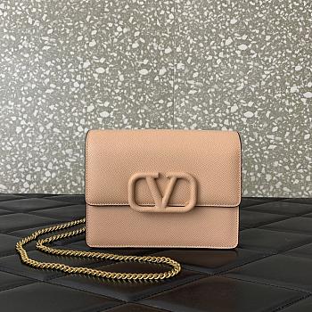 kitlife Valentino Garavani VLogo Signature grainy calfskin wallet with chain beige - 17.5x8x13cm