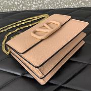 kitlife Valentino Garavani VLogo Signature grainy calfskin wallet with chain beige - 17.5x8x13cm - 5