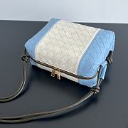 kitlife Bottega Veneta Small Loop Camera Bag blue - 22x15.5x9 cm - 3