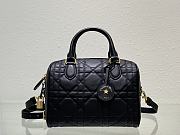 kitlife Dior Groove 25 Bag Black Macrocannage Calfskin - 25x 19x 16 cm - 1