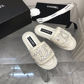 Kitlife Chanel slides white 01