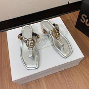 BALMAIN Embellished leather thong sandals white - 2