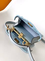 kitlife fendi Peekaboo ISeeU Small Light blue leather and interlaced fibre bag - 20x11x15.5cm - 4