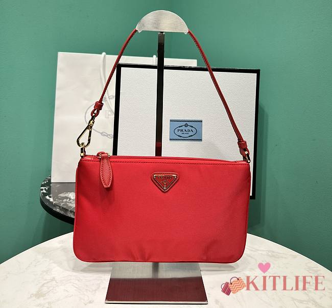 Kitlife Prada Re-Nylon mini bag red - 24.5x14cm - 1