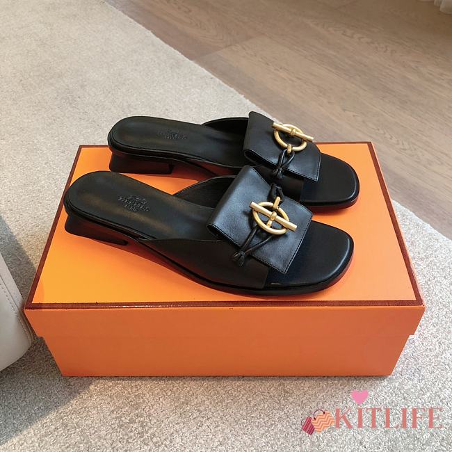 kitlife Hermes Isle sandal black 01 - 1