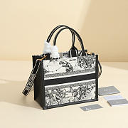 kitlife Small Dior Book Tote Latte Multicolor Dior Zodiac Embroidery and Black Calfskin bag - 26.5 x 22 x 14 cm - 2