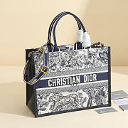 kitlife Dior Book Tote Latte Multicolor Dior Zodiac Embroidery and Blue Calfskin bag - 36.5x28x17.5 - 1