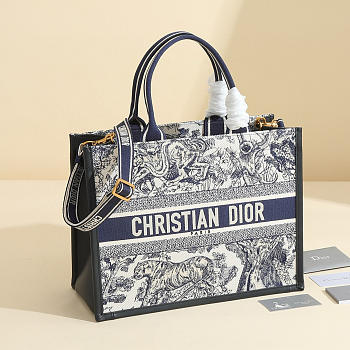 kitlife Dior Book Tote Latte Multicolor Dior Zodiac Embroidery and Blue Calfskin bag - 36.5x28x17.5