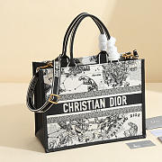 kitlife Dior Book Tote Latte Multicolor Dior Zodiac Embroidery and Black Calfskin bag - 36.5x28x17.5 - 1