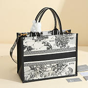 kitlife Dior Book Tote Latte Multicolor Dior Zodiac Embroidery and Black Calfskin bag - 36.5x28x17.5 - 4