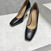 Bottega Veneta Women's Black Knot Leather Pumps - 1
