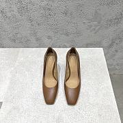 Bottega Veneta Women's Brown Knot Leather Pumps - 6