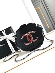 kitlife Chanel clucth black rose bag - 2