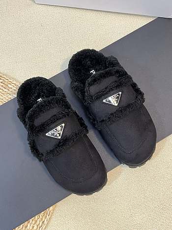 kitlife Prada slippers black