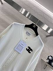 Kitlife Chanel sweater white logo - 2