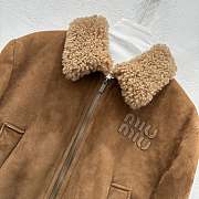 Kitlife Miu Miu Shearling-trimmed cropped suede jacket brown  - 5