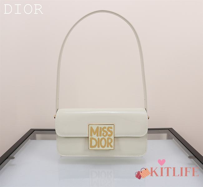 Kitlife Miss Dior Flap Bag white Patent Calfskin - 22 x 11 x 6cm - 1