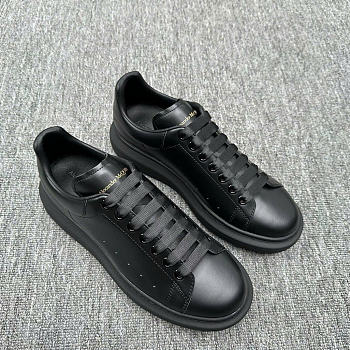 Alexander McQueen Oversized Low-Top Sneakers black