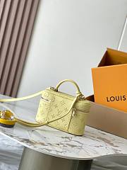 Kitlife louis vuitton Vanity Pouch yellow bag - 11.5 x 6.5 x 19 cm  - 2