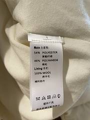 kitlife Louis Vuitton 1AFUII Cropped Monogram Puffer Jacket white - 6
