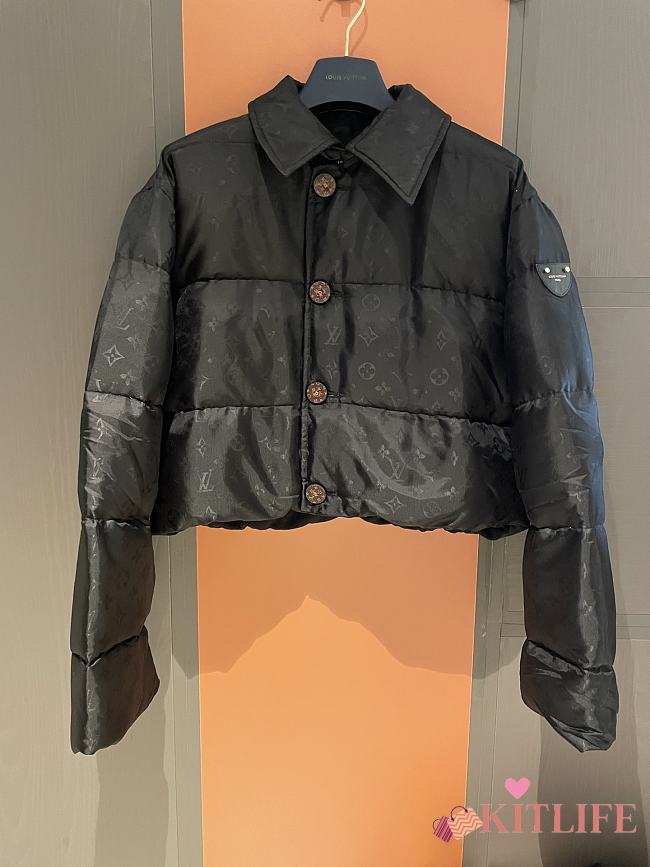 kitlife Louis Vuitton 1AFUII Cropped Monogram Puffer Jacket black - 1