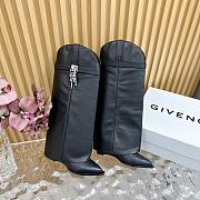 kitlife givenchy Shark Slip-on high boots Lock Cowboy boots in aged leather black - 1