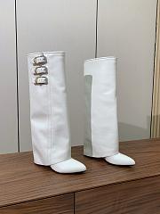 kitlife Givenchy Shark Lock Buckles leather ankle boots white - 1