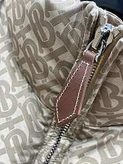 Kitlife Burberry Men Coat brown - 5